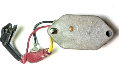 JOHNSON-EVINRUDE 50HP-135HP VOLTAGE REGULATOR 12A P/N: 0581580, 581580, 0581741, 0581307
